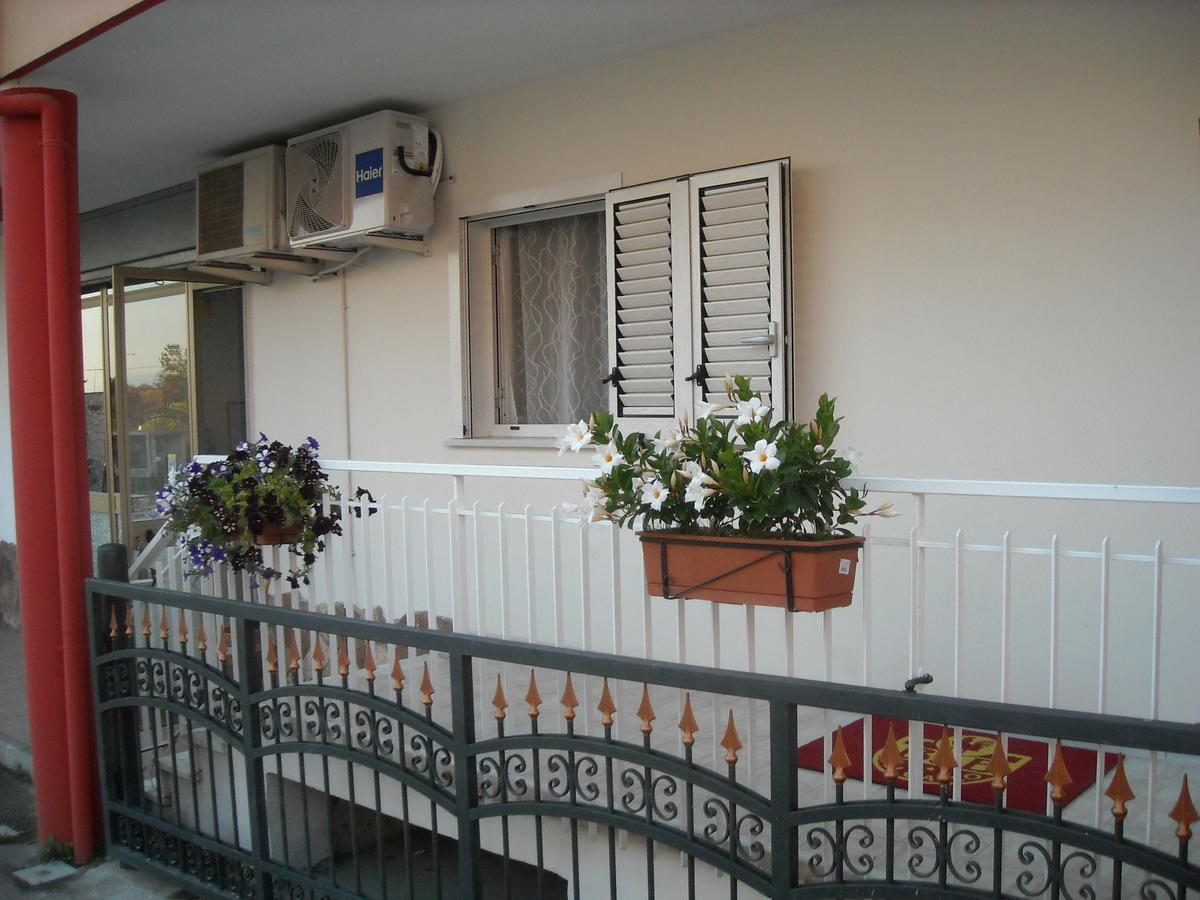 B&B Dal Gallo Battipaglia Exterior foto